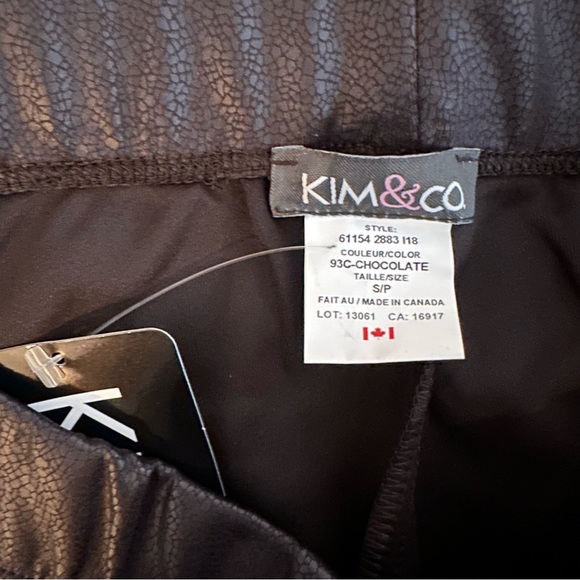 Chocolate faux leather croc leggings - Picture 5 of 6